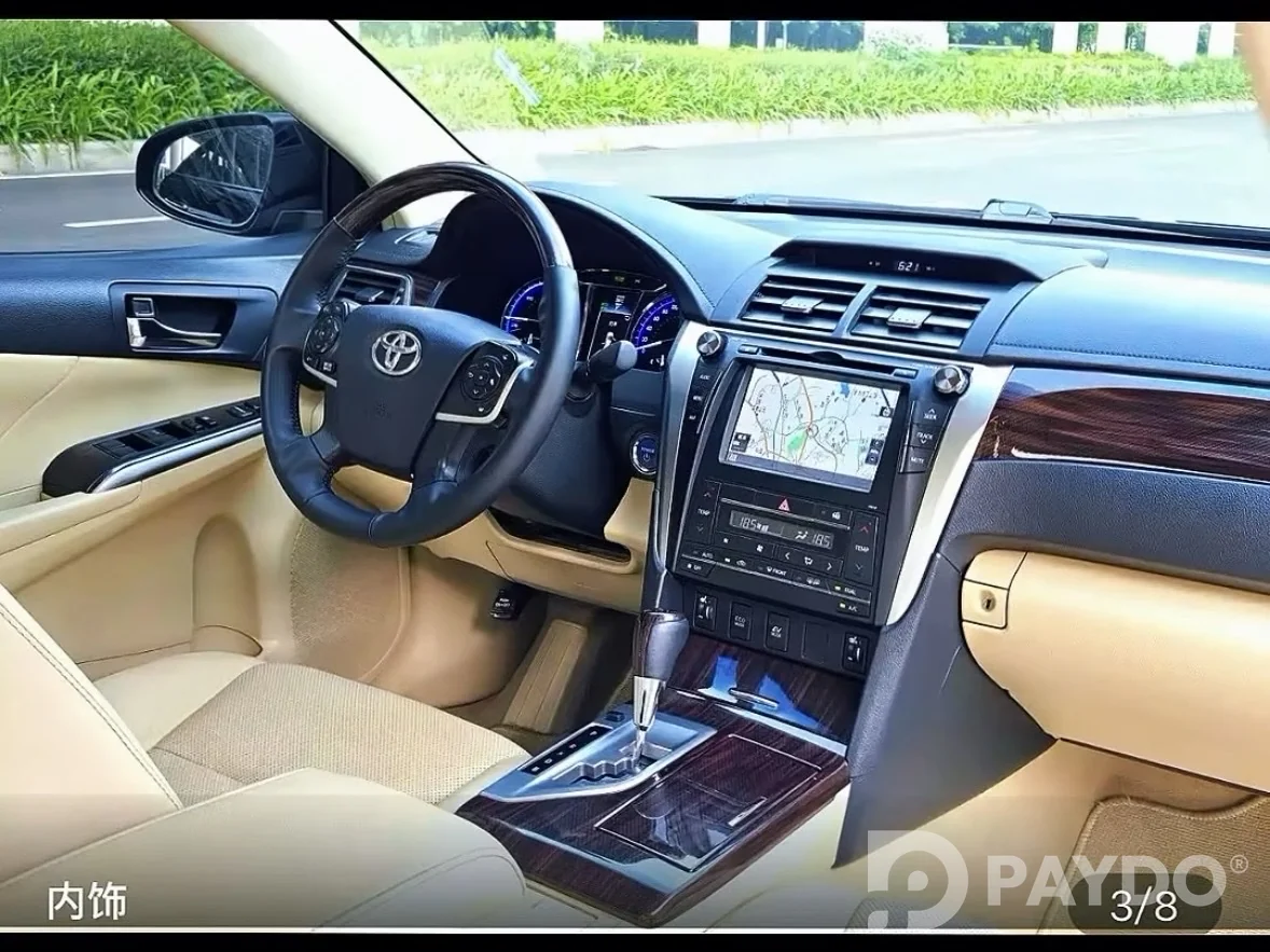 Toyota Camry • 2016 г • 2.5 л • Автомат • Седан • Задний • Гибрид