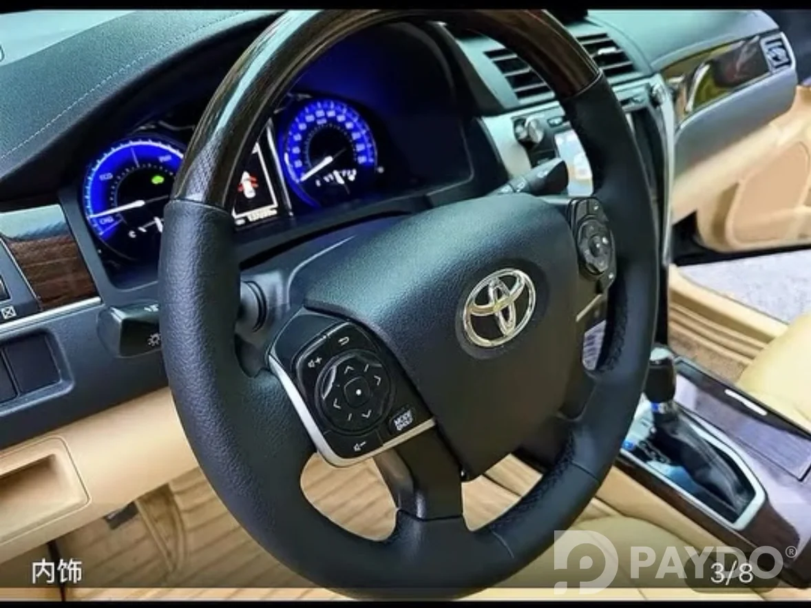 Toyota Camry • 2016 г • 2.5 л • Автомат • Седан • Задний • Гибрид