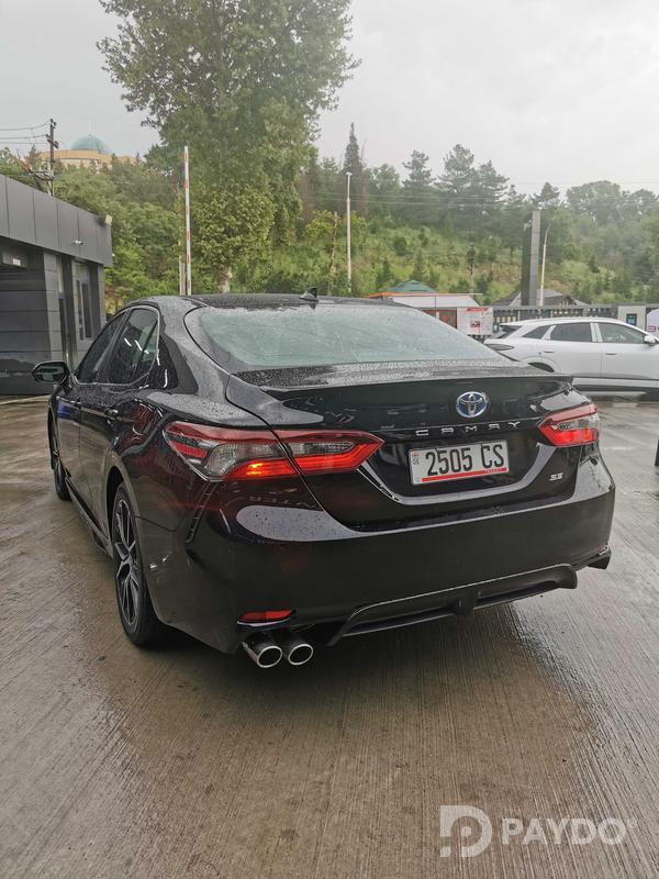 Toyota Camry • 2021 y • 2.5 l • Automatic • Sedan • Front-wheel • Hybrid