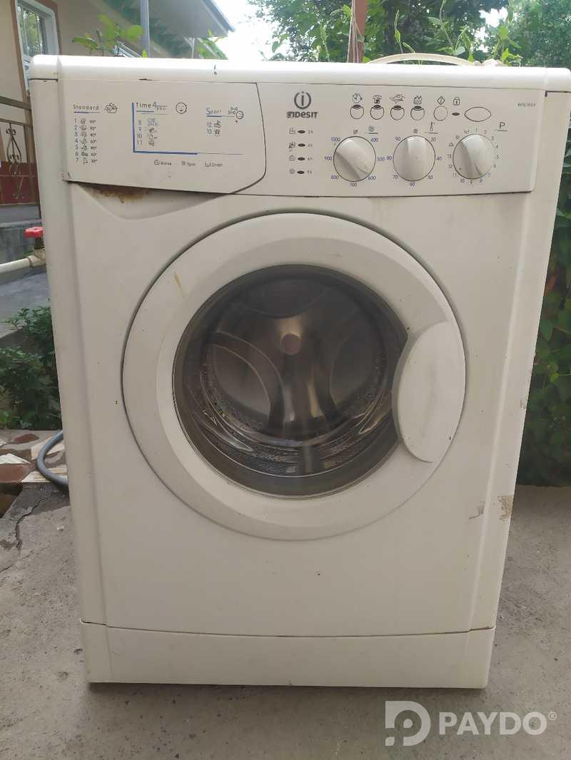 Стиральная машина Indesit