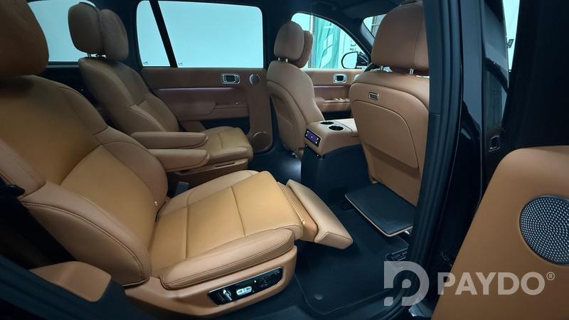 LiXiang L9 • 2025 y • 1.5 l • Automatic • SUV • All-wheel • Hybrid