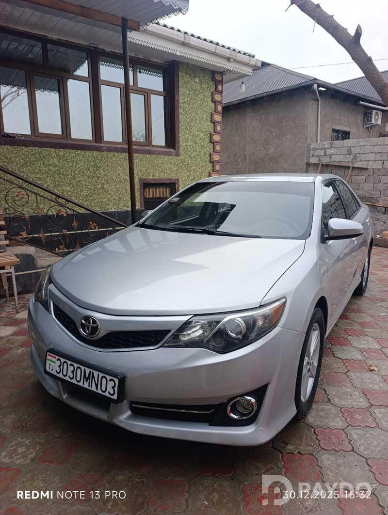 Toyota Camry • 2012 г • 2.5 л • Автомат • Седан • Передний • Бензин