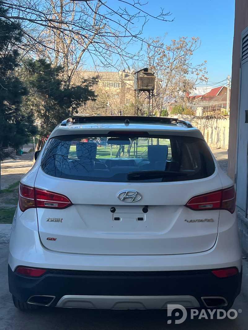 Hyundai Santa Fe • 2015 y • 2.0 l • Automatic • SUV • Front-wheel • Petrol