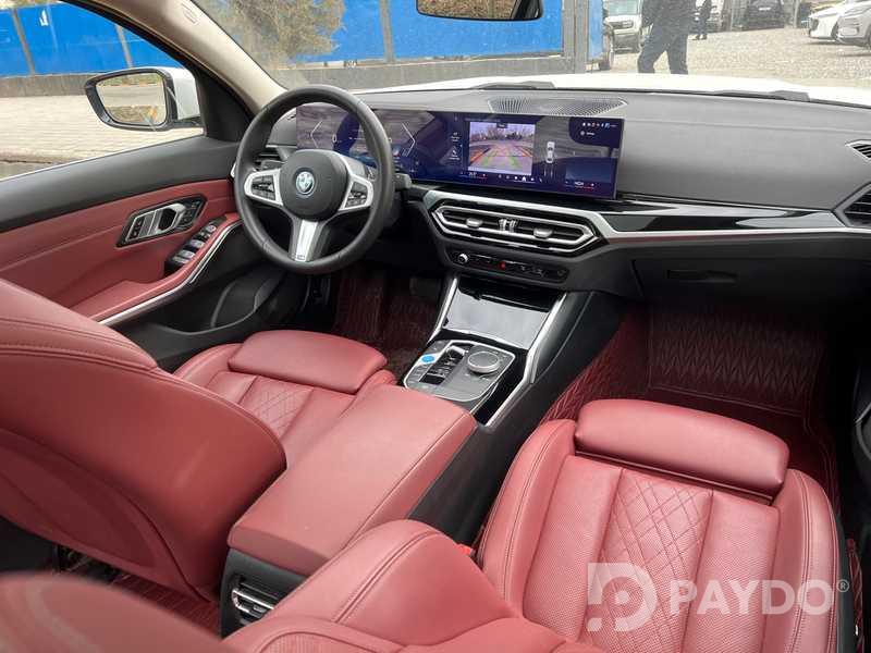 BMW i3 • 2025 y • Automatic • Sedan • Front-wheel • Electricity