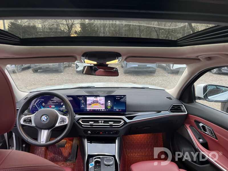 BMW i3 • 2025 y • Automatic • Sedan • Front-wheel • Electricity