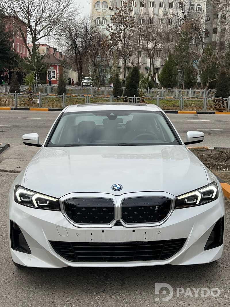 BMW i3 • 2025 y • Automatic • Sedan • Front-wheel • Electricity