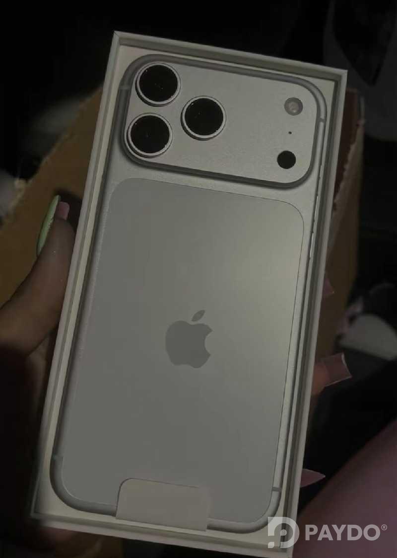 Apple iPhone 17