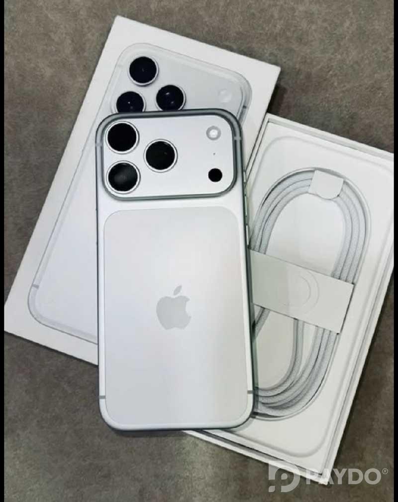 Apple iPhone 17