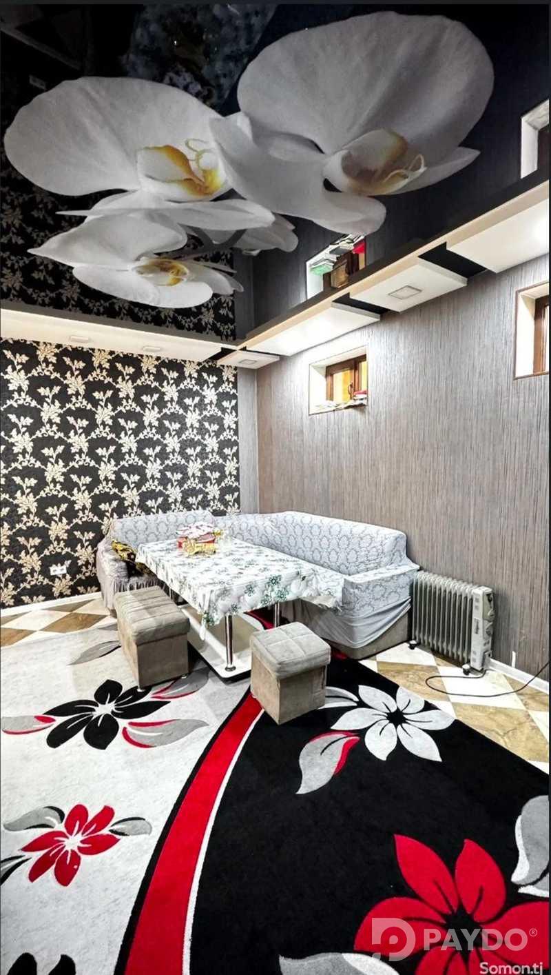 9-room • 3 floor house • Karobolo