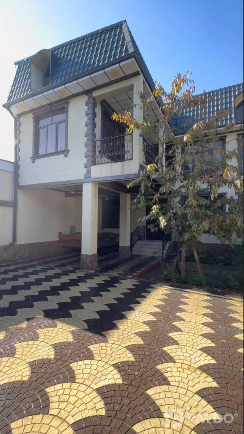9-room • 3 floor house • Karobolo