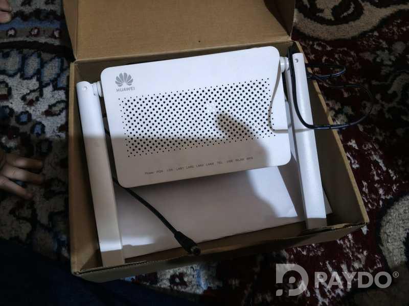 Роутер Huawei