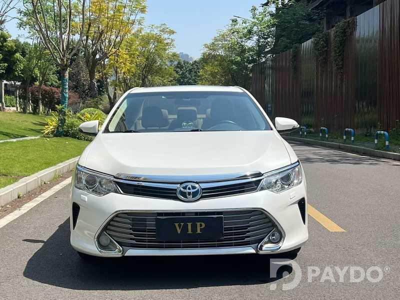Toyota Camry • 2016 г • 2.5 л • Автомат • Седан • Передний • Гибрид