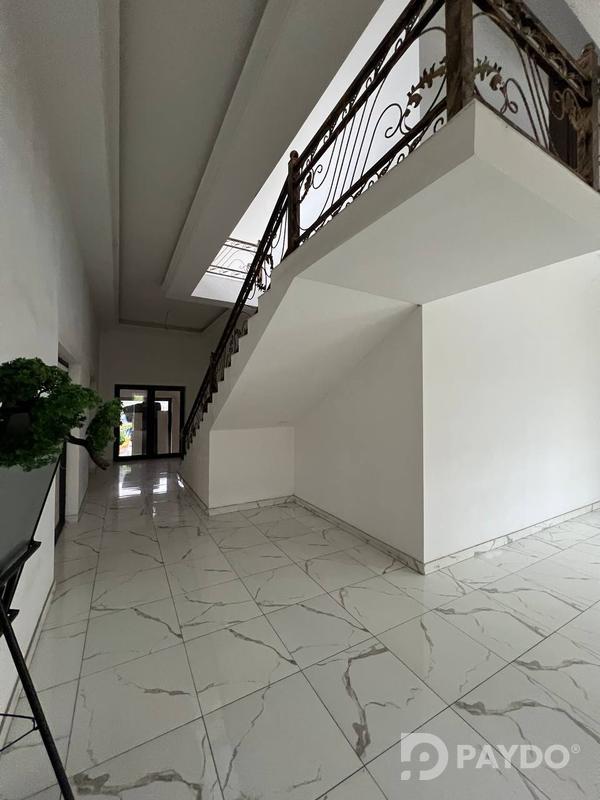 Commercial space