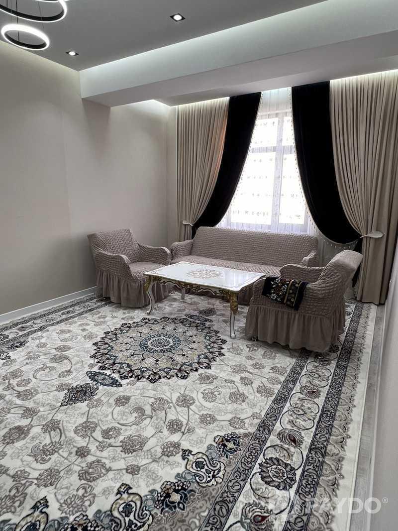 3-комн. • 15 этаж • 80.0 м² • Кароболо