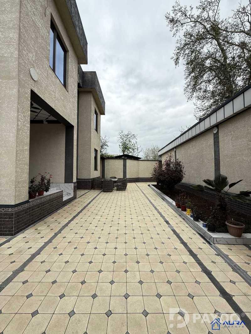 6-комн. • 2 этаж • 250.0 м² • Новостройка • Кароболо