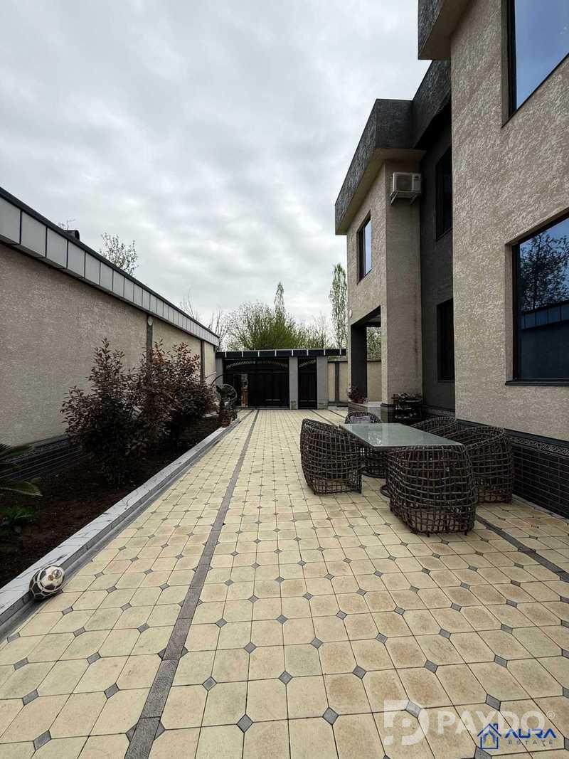 6-комн. • 2 этаж • 250.0 м² • Новостройка • Кароболо