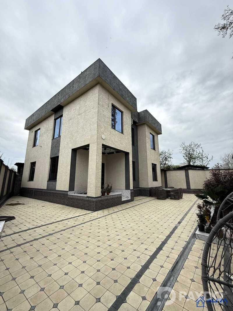 6-комн. • 2 этаж • 250.0 м² • Новостройка • Кароболо