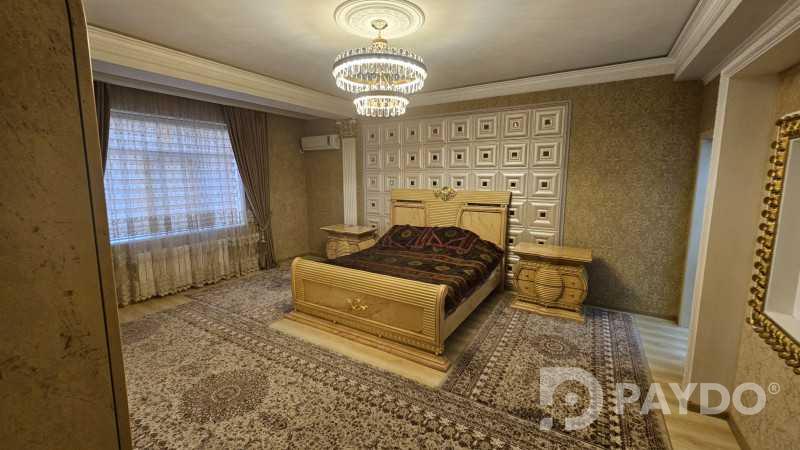 4-комн. • 4 этаж • 150.0 м² • ЦУМ