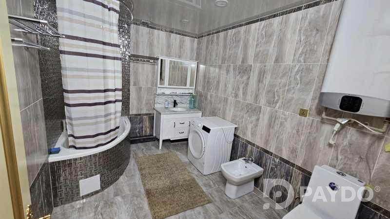 4-комн. • 4 этаж • 150.0 м² • ЦУМ