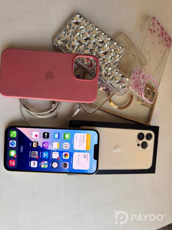 Apple iPhone 13 Pro Max • 256 ГБ • Золотой