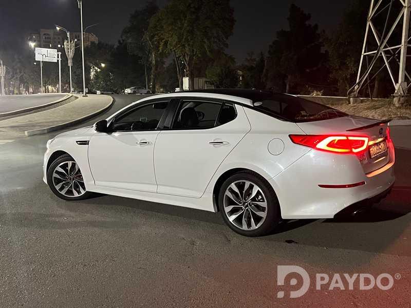 Kia Optima • 2015 г • 2.0 л • Автомат • Седан • Передний • Бензин