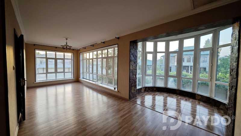 6-комн. • 2 этаж • 303.0 м² • Новостройка