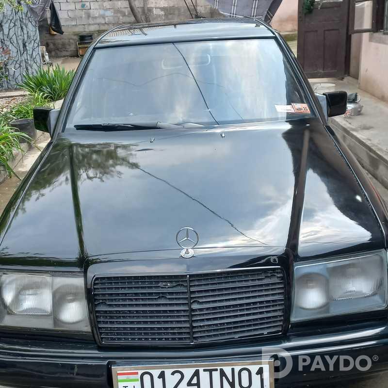 Mercedes-Benz C-class • 1985 y • 2.0 l • Manual • Sedan • Rear-wheel • Petrol