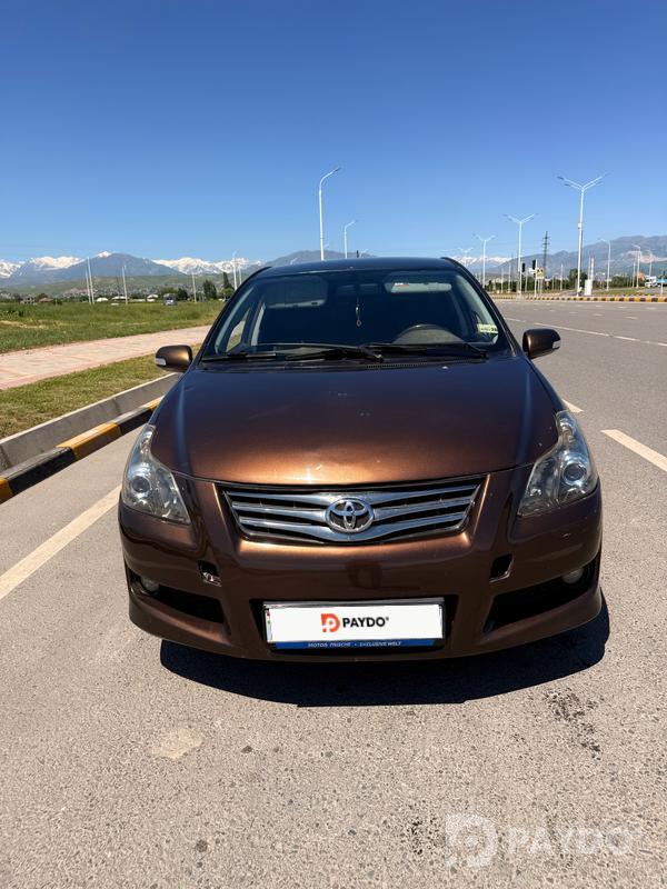 Toyota Blade • 2009 г • 2.4 л • Автомат • Хэтчбек • Передний • Бензин