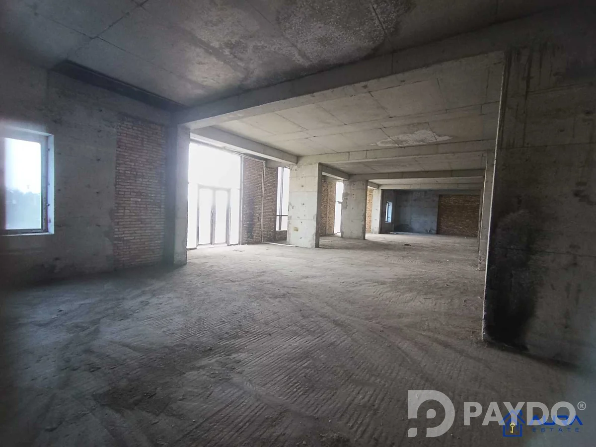 Commercial space