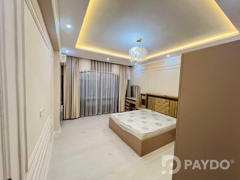 5-комн. • 10 этаж • 180.0 м²