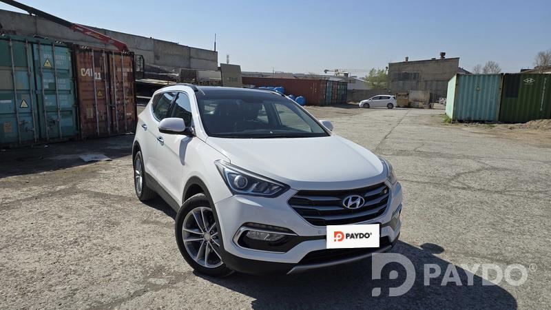 Hyundai Santa Fe • 2015 г • 2 л • Автомат • Кроссовер • Передний • Дизель
