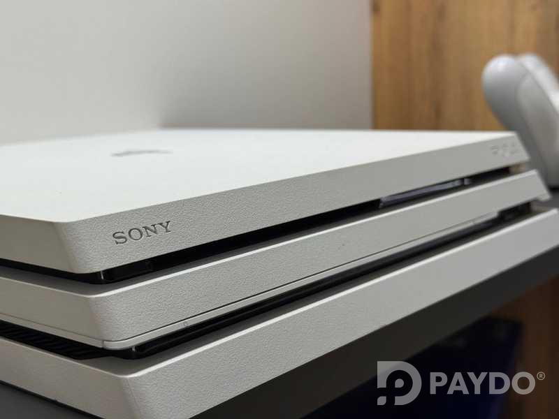 Игровая приставка Sony PlayStation 4 Pro