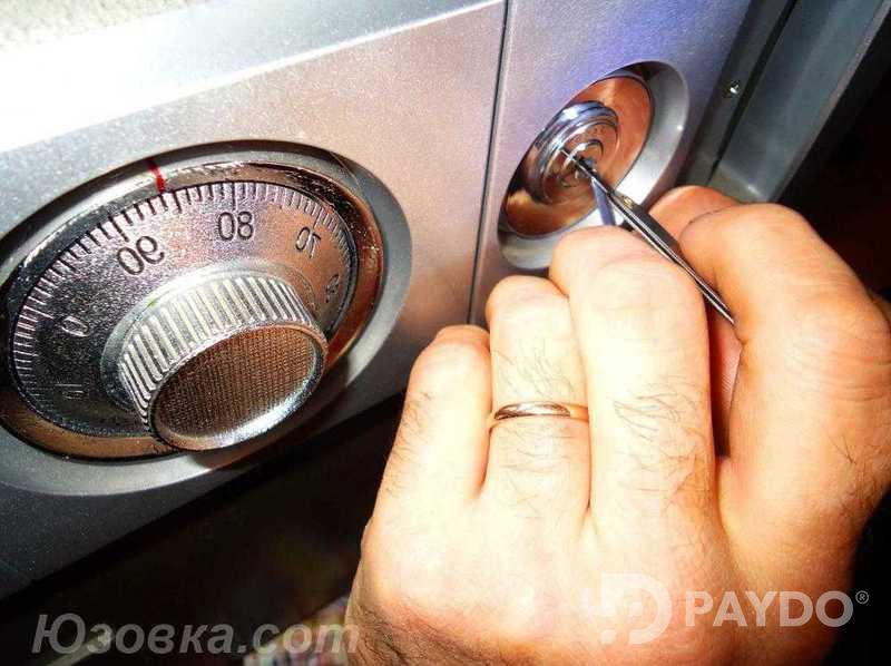 Услуги по вскрытию замков двери