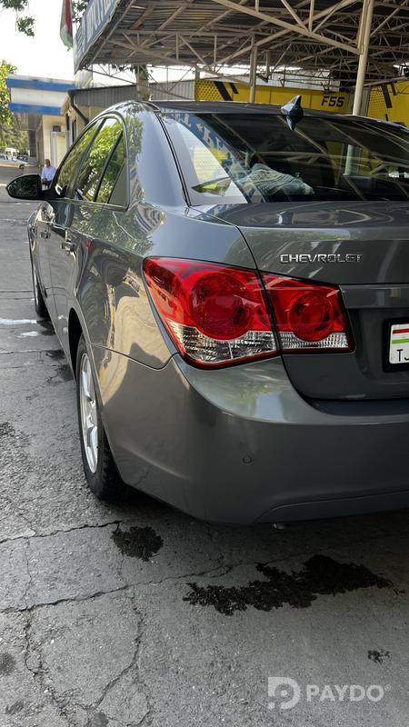 Chevrolet Cruze • 2010 y • 1.8 l • Automatic • Sedan • Front-wheel • Petrol