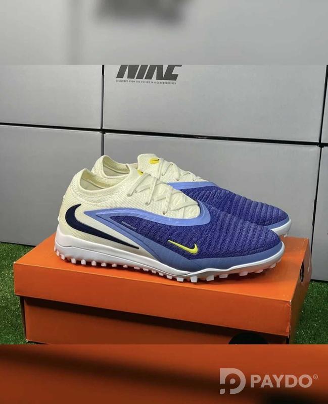 Бутсы Nike Phantom GX