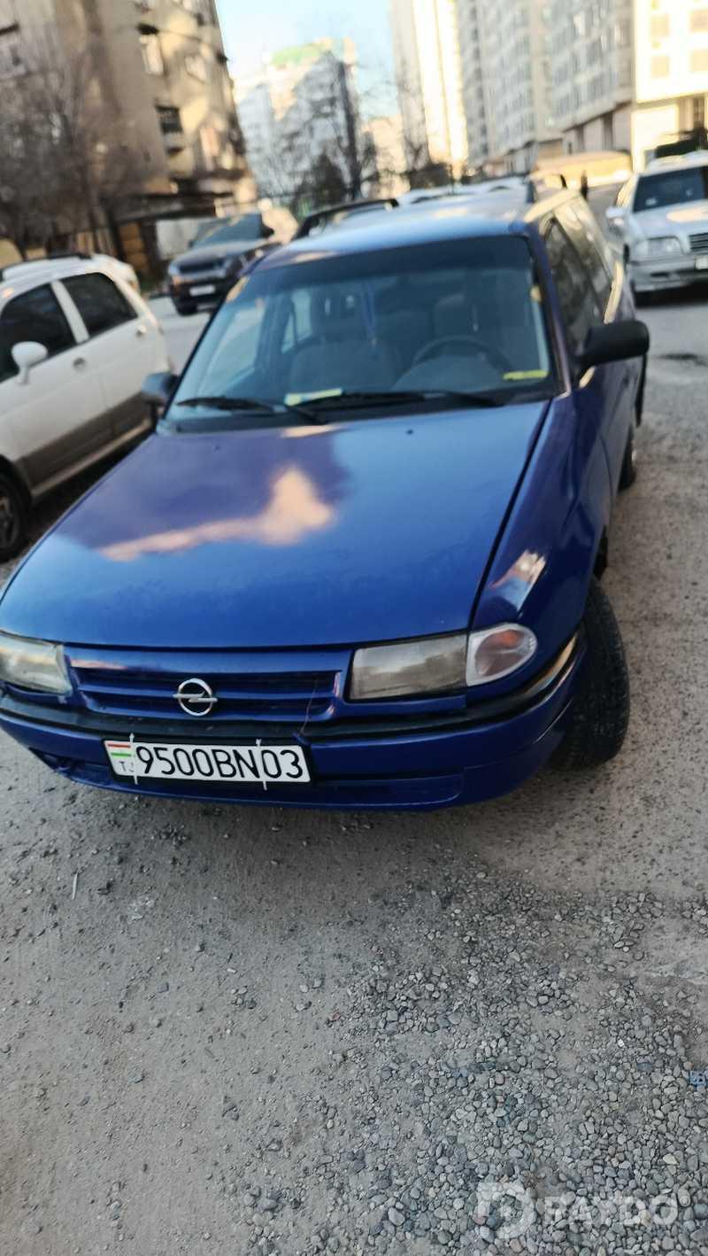 Opel Astra F • 1993 y • 1.6 l • Manual • Hatchback • Front-wheel • Petrol + Gas
