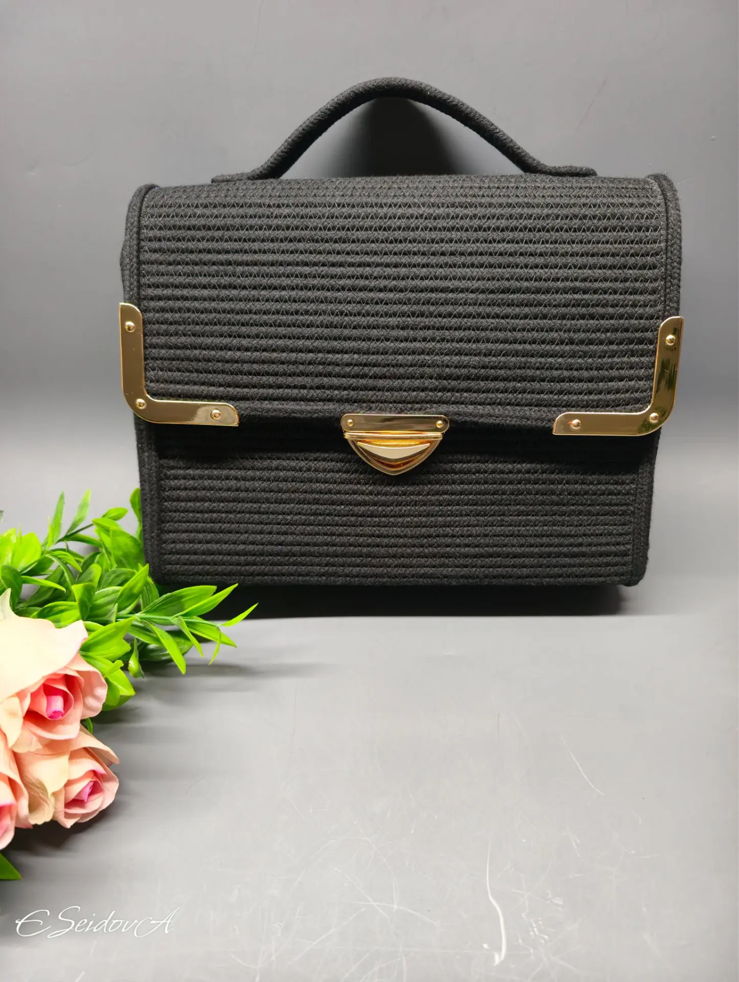 👜 Сумочка КАРИНА — элегантность в каждой детали!