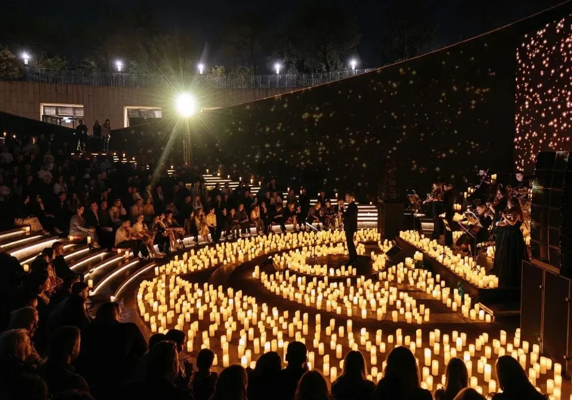 🕯 Тысячи свечей и музыка Моцарта, Вивальди и Ханса Циммера
