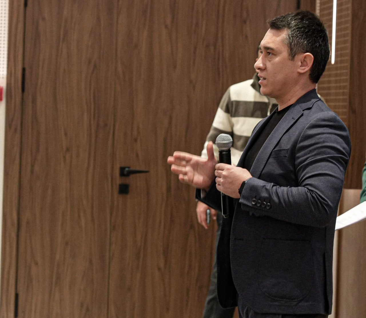 IFAB Texnik direktori Superliga klublari vakillari va hakamlarga futboldagi yangi qoidalar haqida seminar o‘tdi