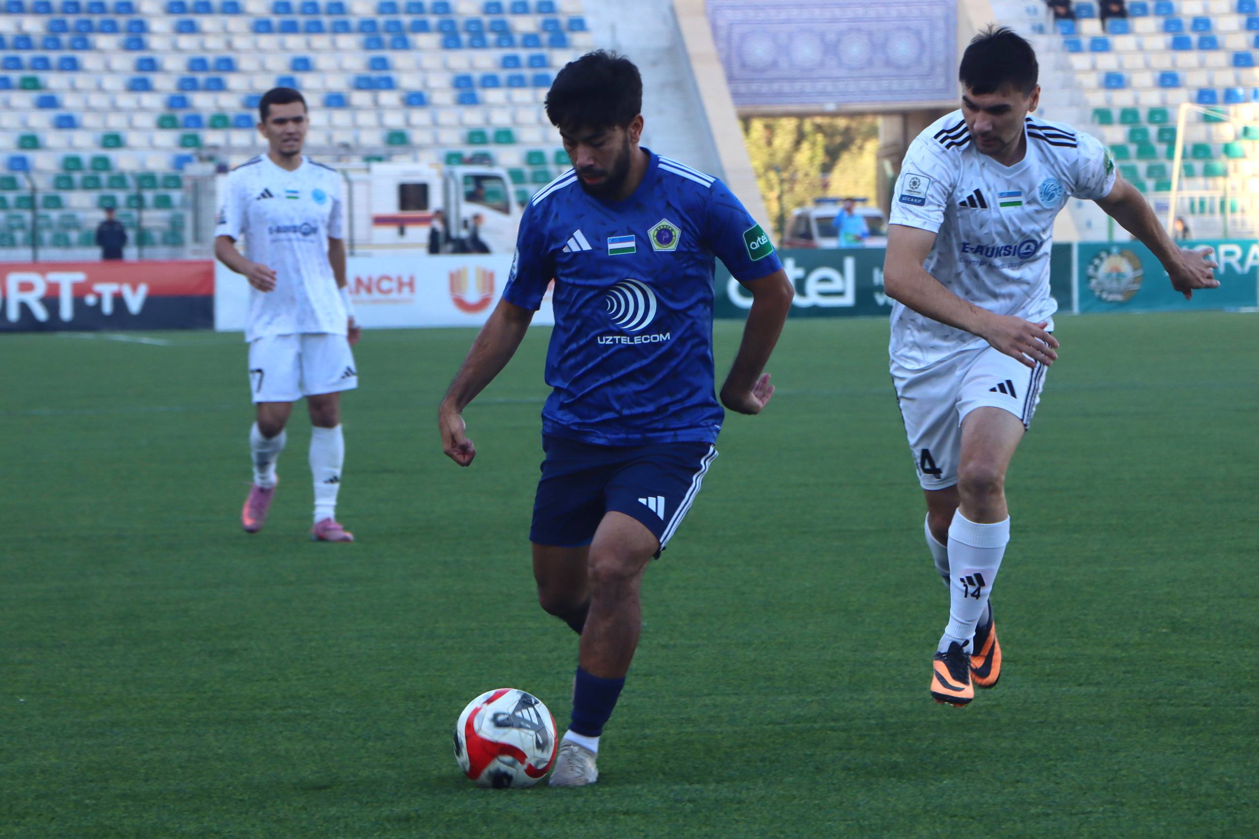 Superliga. Xorazm o‘z maydonida Navbahor bilan durang o‘ynadi
