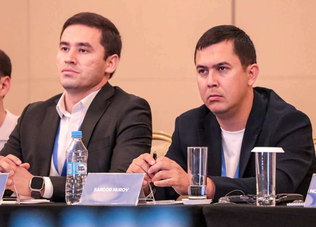 WLA Secretary General Meets with Football Club Executives