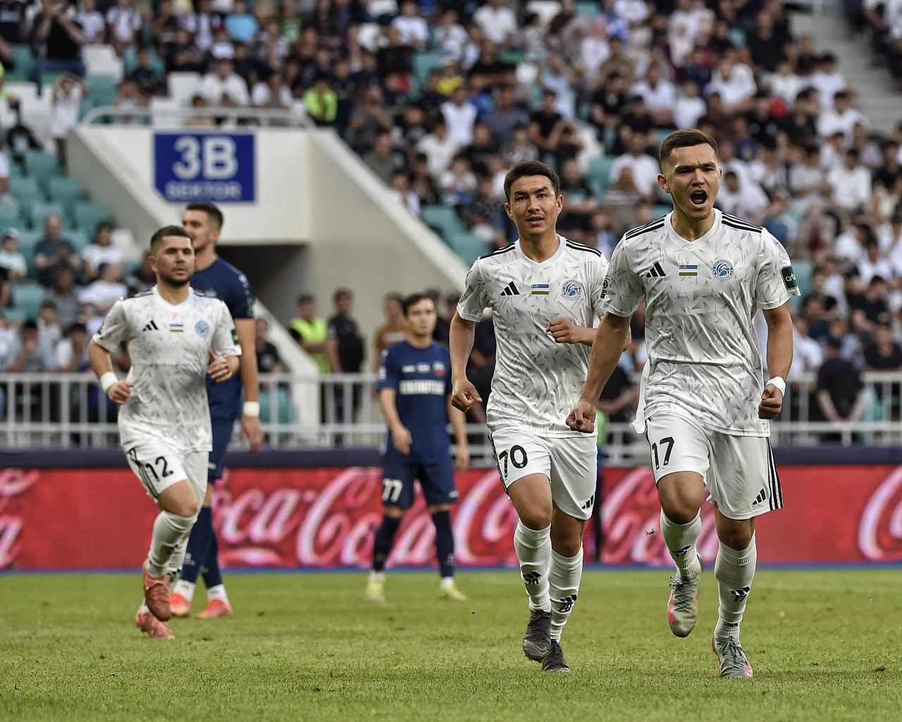 Superleague: Navbahor Claims Narrow Victory Over Bunyodkor in Tashkent