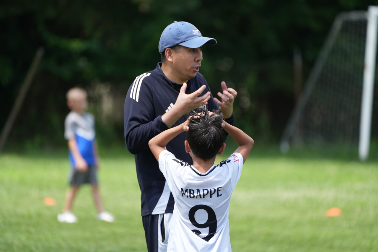 AQSHda ulg‘ayayotgan o‘zbekistonlik futbolchilar Liga nigohida