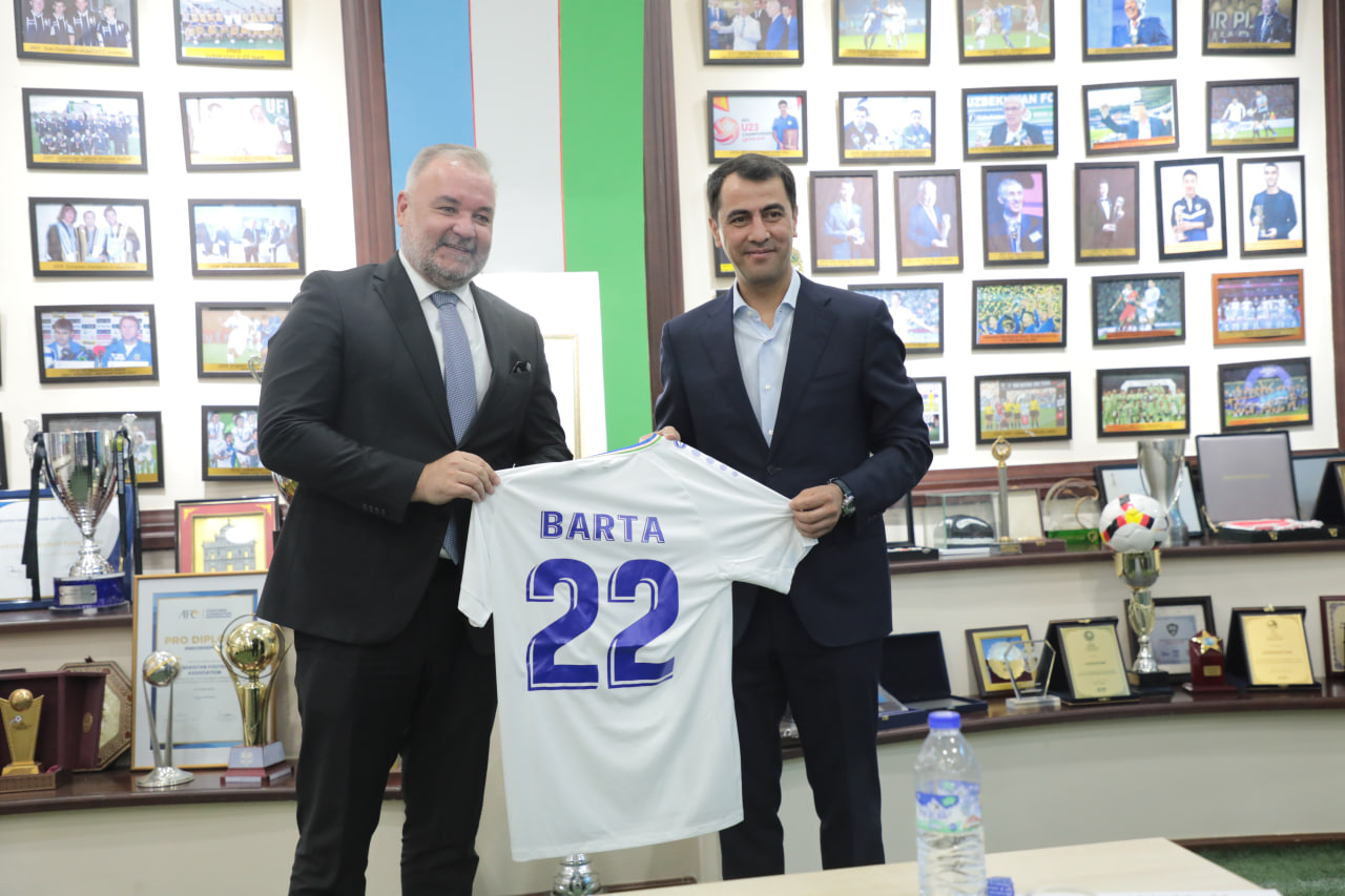 WLA Delegation Meets with UFA Leadership