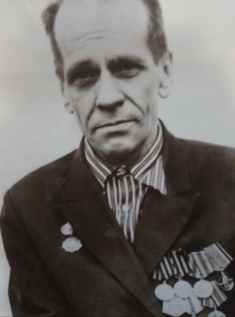 Непогодьев. Саша непогодьев.