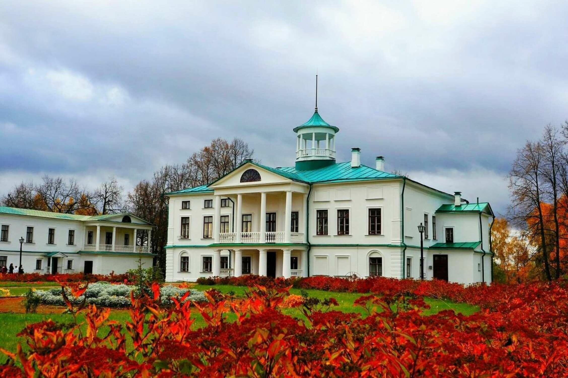 В каком городе находится музей усадьба. Музей усадьба Карабиха. Усадьба Карабиха Ярославль.