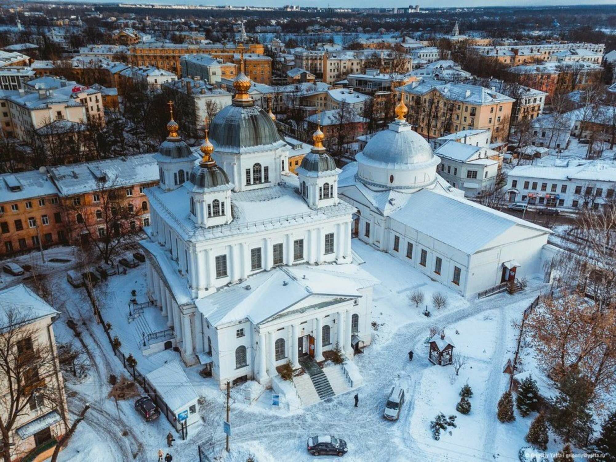 монастырь казанской божьей матери ярославль. казанский женский монастырь ярославль. казанский женский монастырь ярославль. казанский явленский девичий монастырь. крестовоздвиженский храсмонастырь казань.