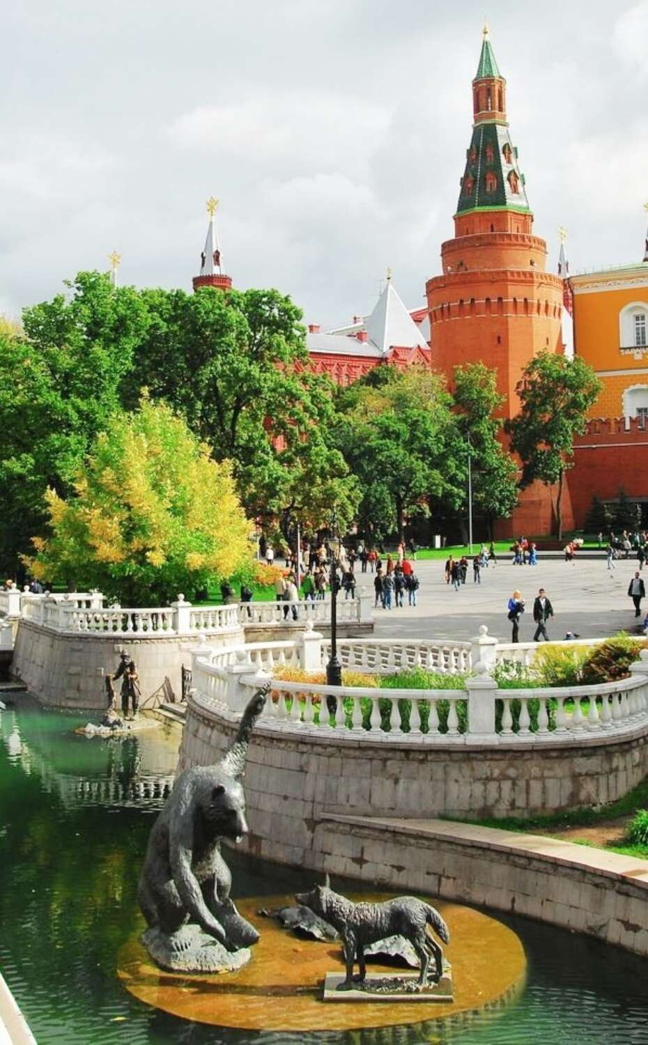 Александрийский сад в Москве