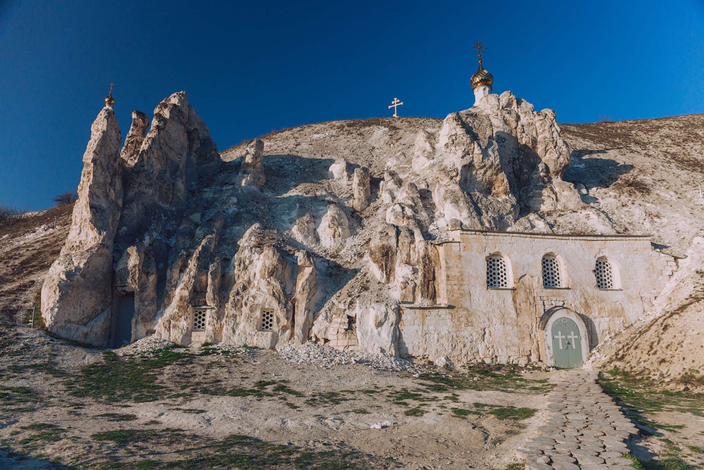 Пещерная церковь