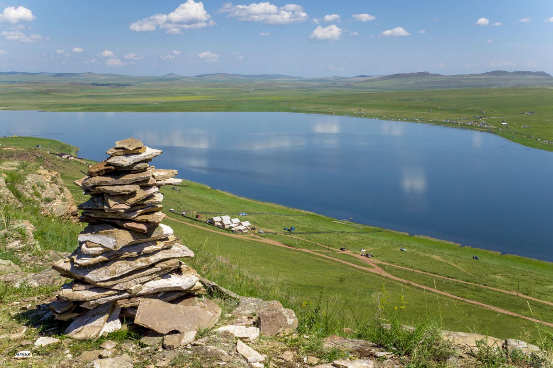 Хакасия самые красивые места фото. Озеро тус, Республика Хакасия. Озеро туз в Хакасии. Ширинские озера Хакасия. Республика Хакасия озеро Шира.